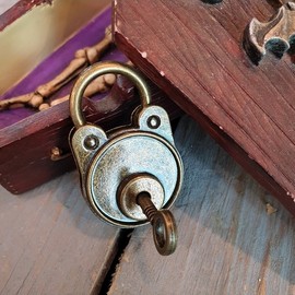 Vintage Antique Teddy Bear Bronze Mini Padlock for Interior Decor Accessory