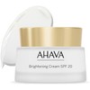 AHAVA Time to smooth Hidratante de tono uniforme con control