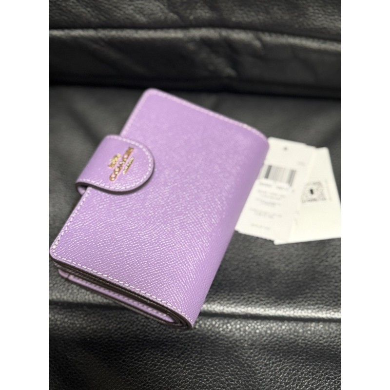 COACH 6390 Women’s Medium Corner Zip Wallet Crossgrain Leather Gold/Iris