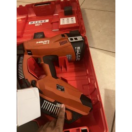 Hilti 1000x collated concrete nails (38)mm - for Hilti GX3/Gx20/Gx100. HILTI