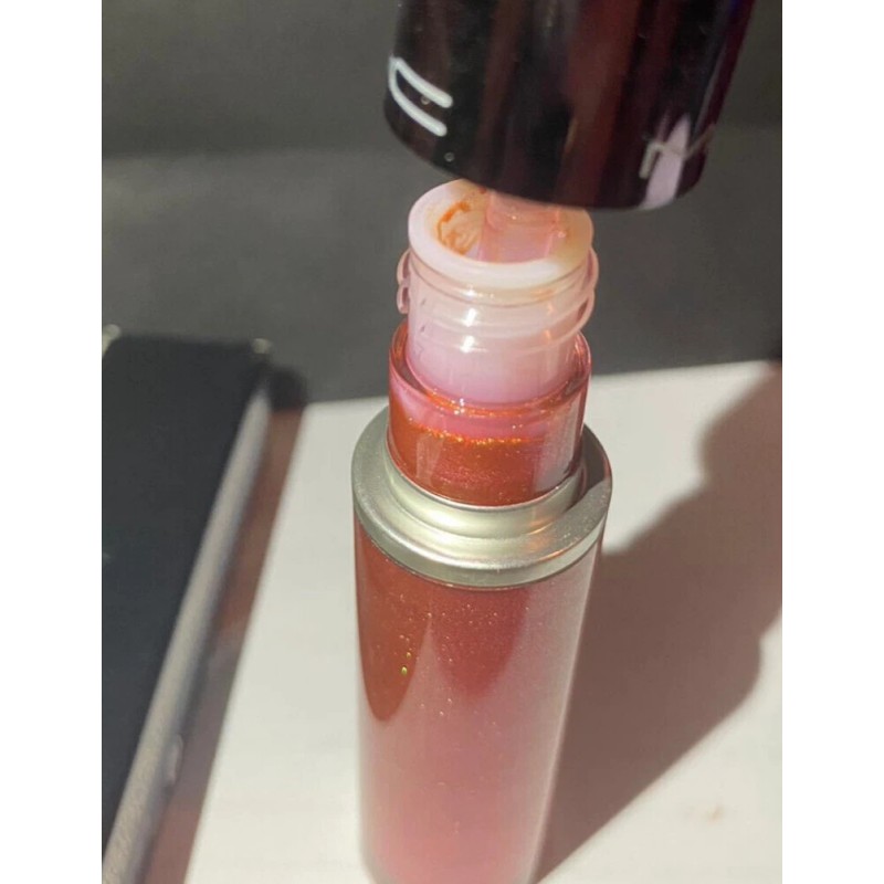 M·A·C MAC Cosmetics grand illusion liquid lip colour lets rock