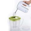 Westmark mixing cup with a splash guard, lid and spout,
