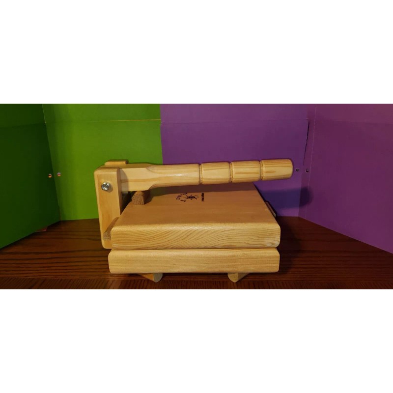 La Original Prensa para tortillas, tortilla press made in USA,