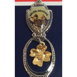Collector Souvenir Spoon Helen Georgia Alpine Shop Image & Dogwood Dangle Charm