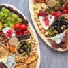 ECO Leaf 10 Disposable Palm Leaf Serving Platters, Medium Oval