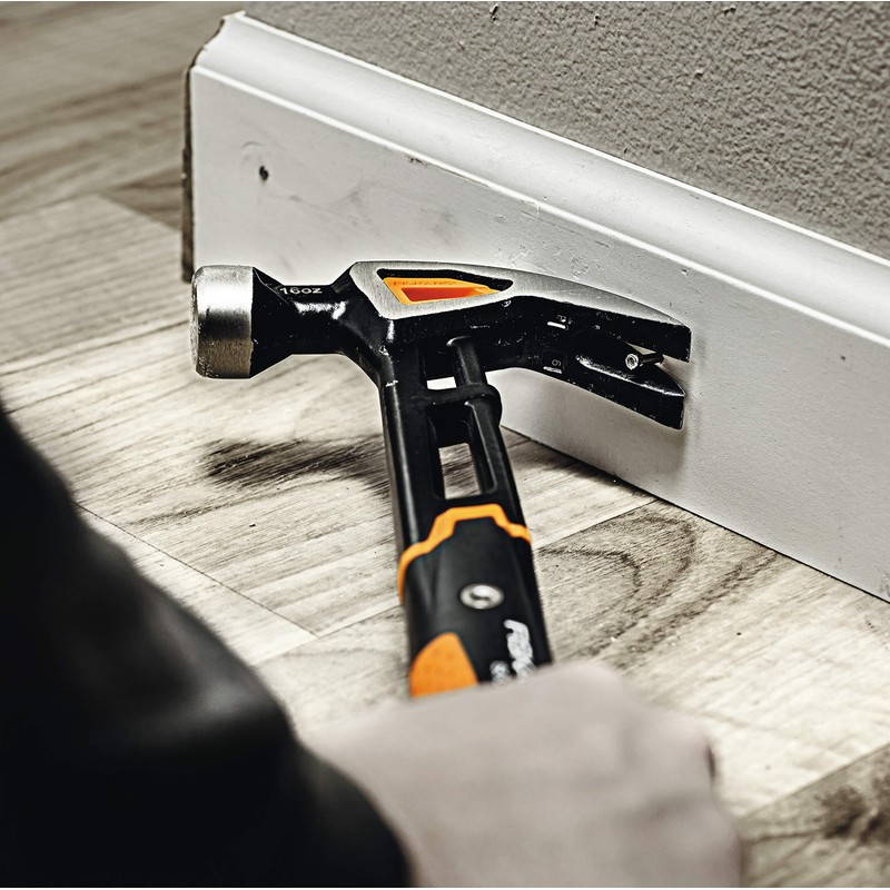 Fiskars Universal Hammer IsoCore M with Curved Claw, Length: 34