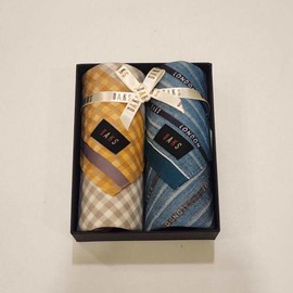 Daks 대구백화점 닥스남녀2매 콩섬유 손수건 세트(DWN01번) Daegu Department Store Daks Unisex 2-Piece Soy Fiber Handkerchief Set (Model DWN01)