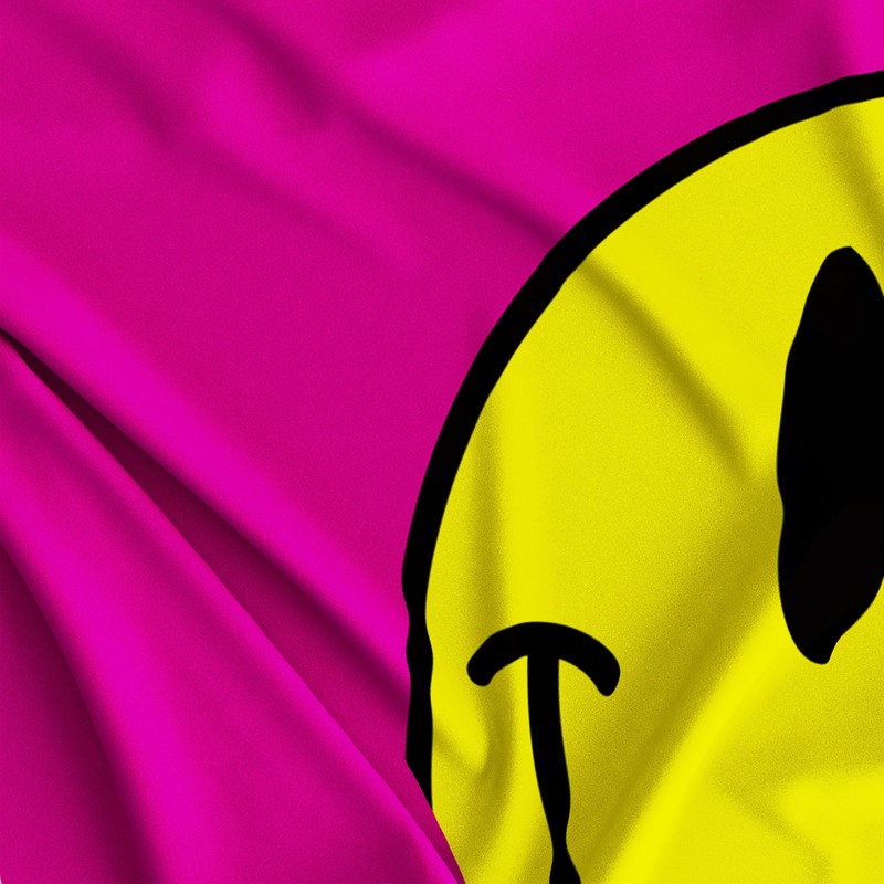 Pink Smiley Face Flag – Funny Flag – Smiley Face