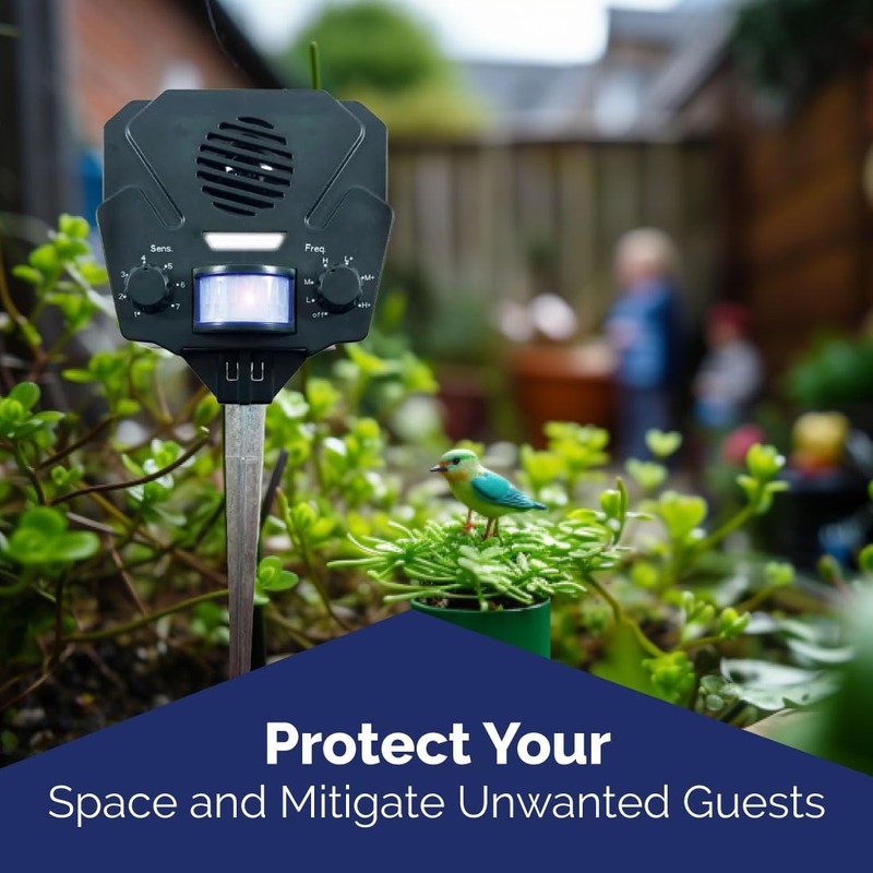 Bird-X Solar Yard Gard, Ultrasonic and Solar-Powered Animal Decoy Device