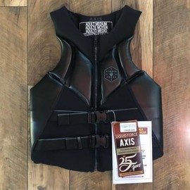 Liquid Force 2020 AXIS CGA PFD/Life Jacket Black