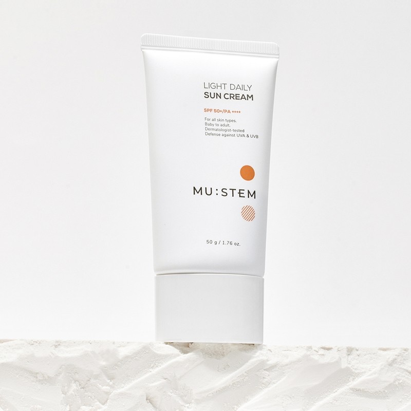 MUSTEM Light Daily Sun Cream 50g SPF50+ PA++++ / 뮤스템
