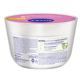 NIVEA Crema Facial Hidratante Aclarante 5 En 1 Aclarado Natural (200 ml), crema de sensación ligera y rápida absorción 24 horas de humectación sin... 