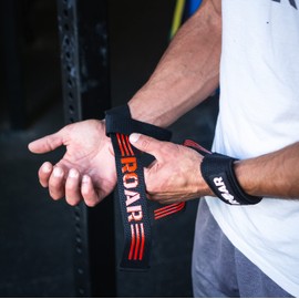 Roar® Professional Lifting Straps Strength Training, Lifting Straps for Bodybuilding and Weightlifting, Lifting Straps Bodybuilding, Grip Aids Bodybuilding, Deadlift Lifting Strap, Gym Straps (Red)