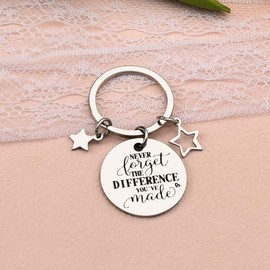 Sisadodo Birthday Gift for Friend Leaving Gifts for Colleagues Leader Never Forget The Difference You've Made Keychain for Women Men Thank You Gift for Nurse Coworker Retirement Keyring for Teacher