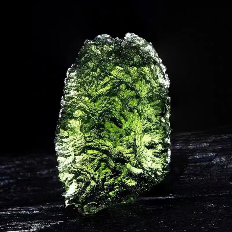 BOLFFU Moldavite Crystal Necklace,Raw Czech Meteorite Tektite Stone Healing Crystal