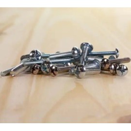 Everbilt #8-32 x 1 in. Combo Round Head Zinc Plated Machine Screw (100-Pack)