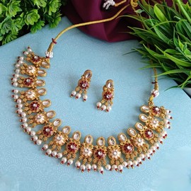 Efulgenz Indian Jewelry Sets for Women Traditional Gold Tone Choker Necklace Set Pink Faux Pearl Kundan Crystal Floral Necklace Dangle Earrings Bollywood Fashion Indian Bridal Jewelry for Wedding
