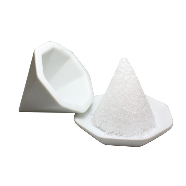 Kamidana no Sato [Mori Salt Set] Octagonal Salt Set with 5 Small and Unglazed Octagonal Plates - White