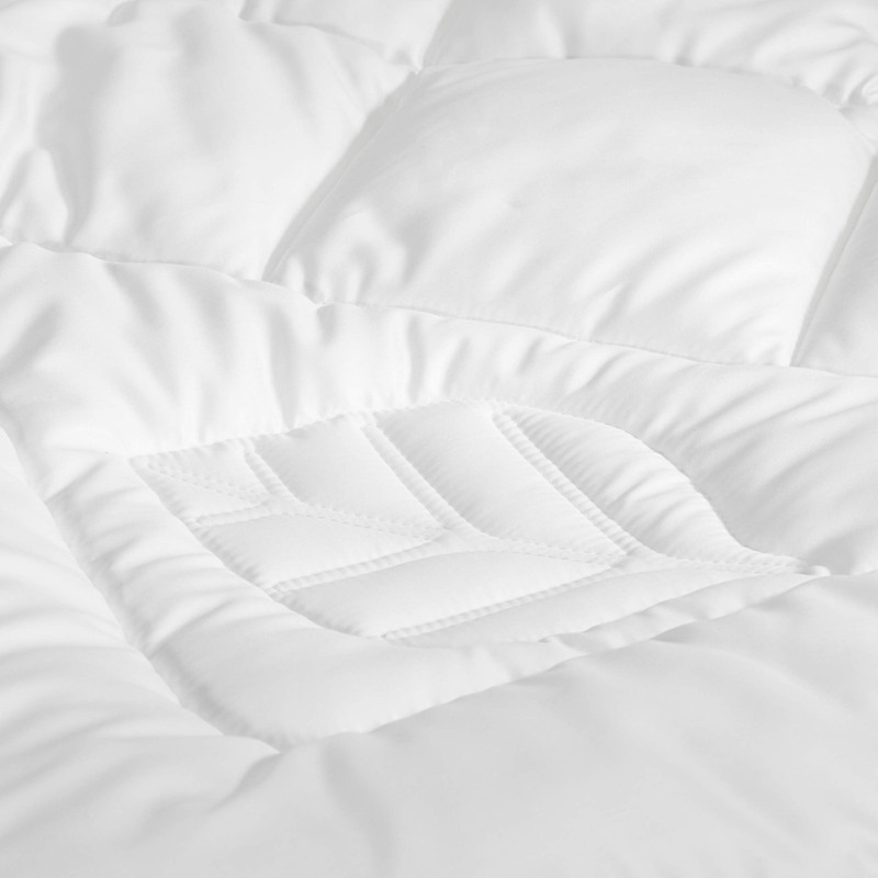 Irisette quilted duvet textile fiber white size 135x200 cm