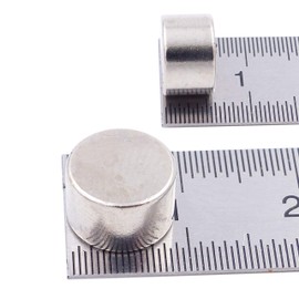 Brudazon | 5 Mini Scheiben-Magnete 9x6mm | N52 stärkste Stufe - Neodym-Magnete ultrastark | Power-Magnet für Modellbau, Foto, Whiteboard, Pinnwand, Kühlschrank, Basteln | Magnetscheibe extra stark
