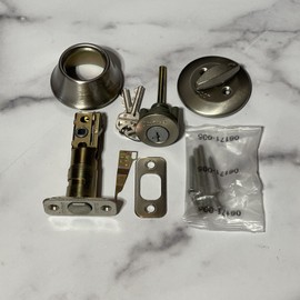 Kwikset Single Cylinder Deadbolt NIB SmartKey, Satin Nickel Finish 96600-576 NI