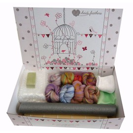 heidifeathers® Wet Felting Kits (Boxed Wet Felting Kit with Bamboo and Merino Wool)
