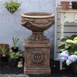 Shlinnuo 17 Inch Vintage Plant Pot for Plants, Embossed Design Durable and Sturdy Resin Fiber Flowerpots with Drainage Hole, Decorative Orchid Houseplant Pot Indoor Outdoor Plant Container