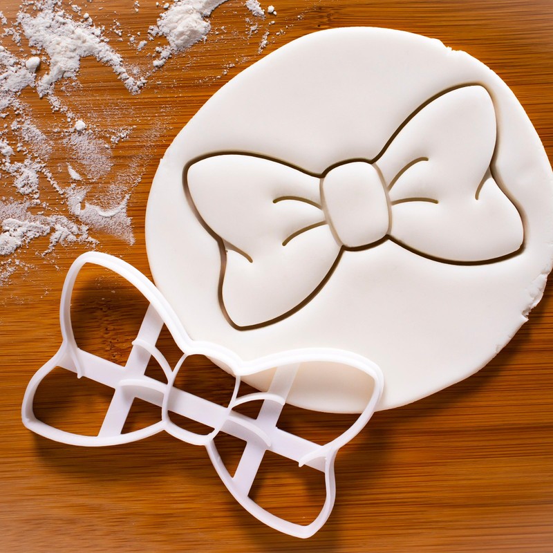 Bow Cookie Cutter, 1 Piece. Bakerlogy