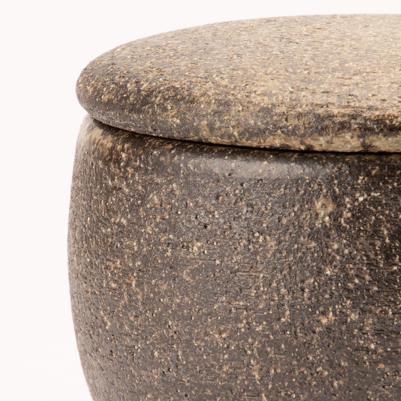 Marui Pottery MR-3-3532 Iga Ware Hechamon, 1 Piece, Black Persimmon