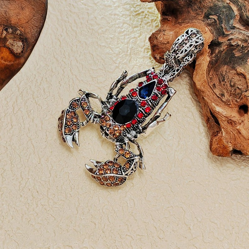 KINMOT Steampunk Silver-tone Red Blue Crystal Scorpion Brooch with Bend