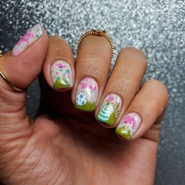 Short Easter Nails Press Ons Colorful Fake Nails with Designs Cute Bunny Easter Egg Grass Pattern Spring Press On Nails Glossy Full Cover Nail Tips Acrylic Short Glue On Nails Stick On Nails for Women