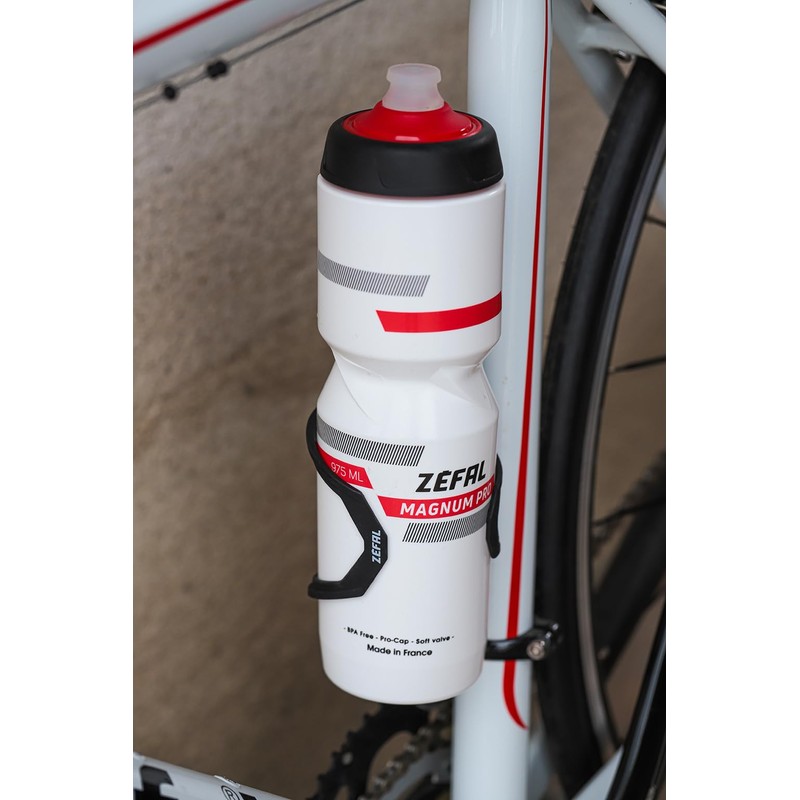 Zéfal Unisex Adult Magnum Pro Bottle, White (Black/Red), 975 ml
