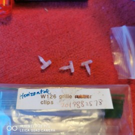 Mercedes W114 W115 W116 W126 W201 OEM Set of (3) Grille Horizontal Moulding Clip