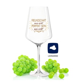 Leonardo Weinglas mit UV-Druck - Freundschaft muss nicht perfekt sein - Geschenk zum Geburtstag & für echte Weingenießer - Weißweinglas Rotweinglas als Geburtstagsgeschenk - Farbe Puccini UV