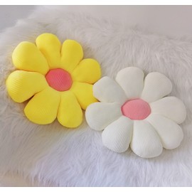 FSRONGXI Flower Pillows, Daisy Shape, Cute Flower, Plush Floor Pillows for Bedroom, Sofa, Chair Decoration (Yellow and White, 38 x 38 cm), Pack of 2
