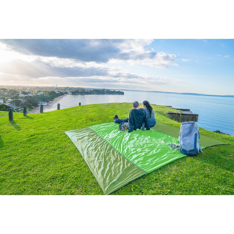WEKAPO Sand Proof Beach Blanket, Extra Large Oversized 10'X 9',