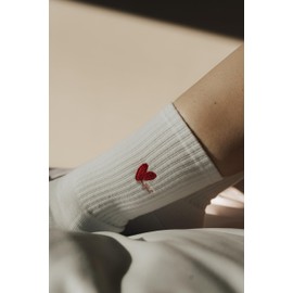 The socks side of life TSSOL - Statement Socks Embroidered (38-43, XOXO, Amore, Heart), Gift Box Love Edition, for All Lovers - Tennis Socks White, love