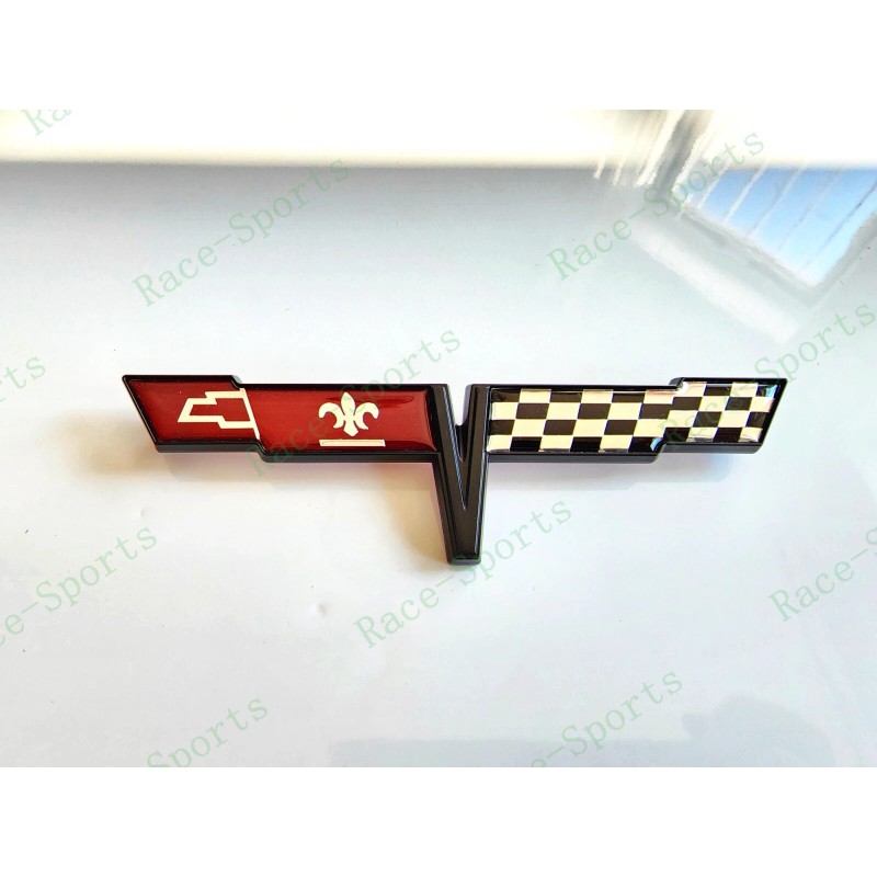 AUTO 2PC Black FRONT NOSE Rear Gas Lid Crossed Flag