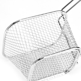 Chip Pan Basket, Mini Fry Basket Food Strainer Square Fryer Basket Present Fried Chip Food Table Serving Metal Rectangular Fry Basket Net Strainer Mesh Fry Serving Basket Kitchen Cooking Tools