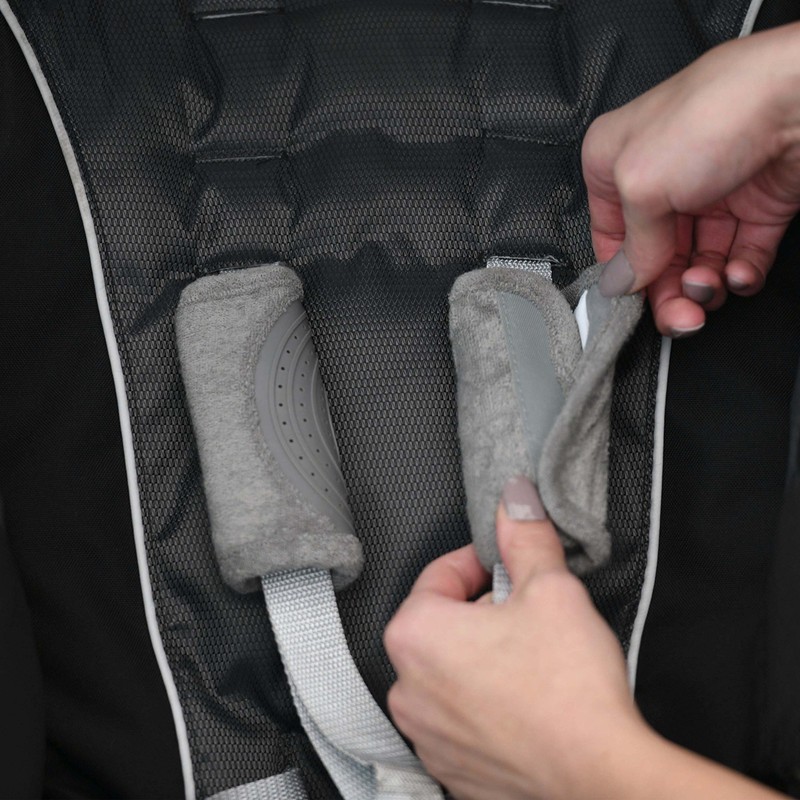 Travel Bug Baby 2 Piece Car Seat Strap Cover Teether