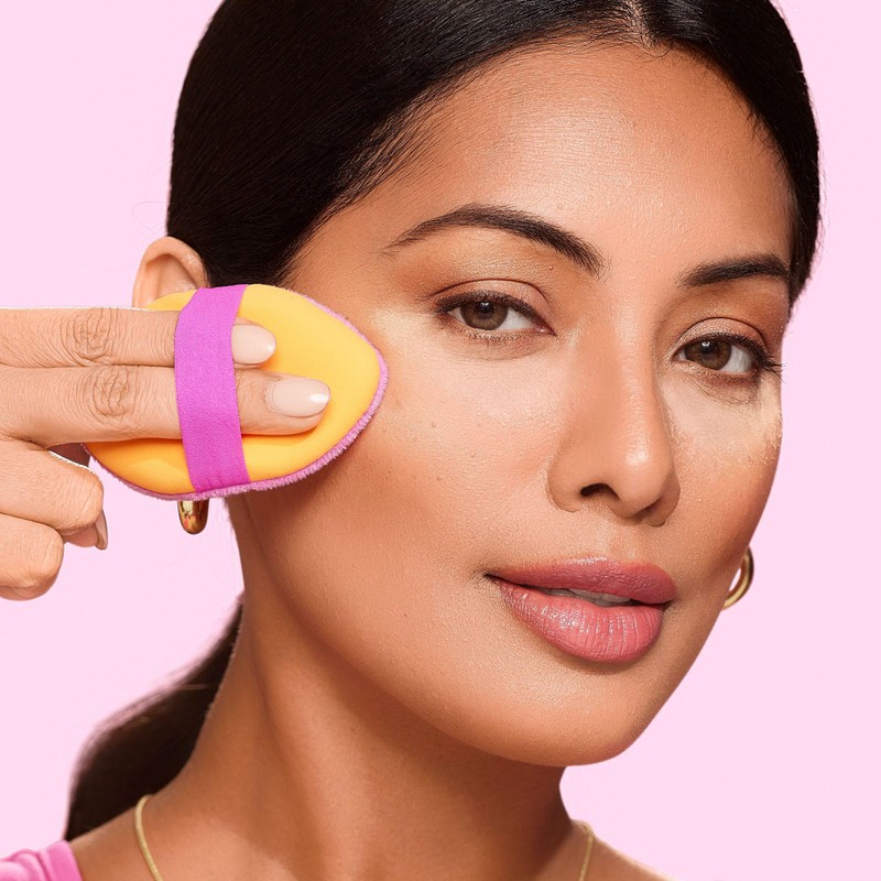Real Techniques Miracle 2-In-1 Powder Puff, Dual-Sided Makeup Blending Puff,