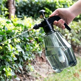 1.5L High-Pressure Pump Sprayer Bottle for Gardening & Disinfection Green