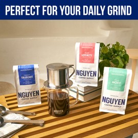 NGUYEN COFFEE SUPPLY - Glass Coffee Pitcher, Microwave and Dishwasher Safe, Ideal Gift, 1400ML, Clear [Set of 1]