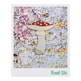 REAL SIC Mushroom Pin - Amanita muscaria Enamel Pin - Red, Black & Gold Shroom Pin - Fly Agaric Pin for Jackets, Backpacks, Bags, Hats & Tops (Gold)