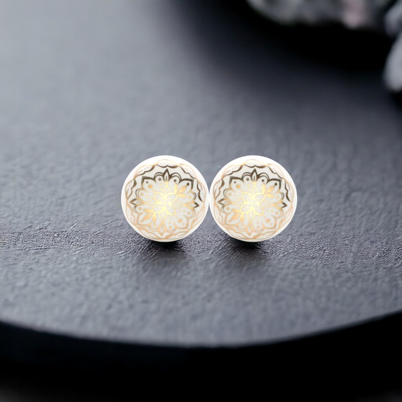 Infinity Decor Pack of 8 White & Golden Colour Designed