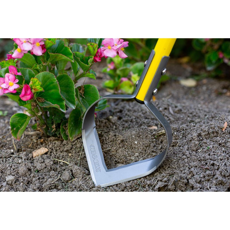 Xtreme Weeder (Scuffle Hoe Cultivator, 54" Fiberglass Handle with Grips)