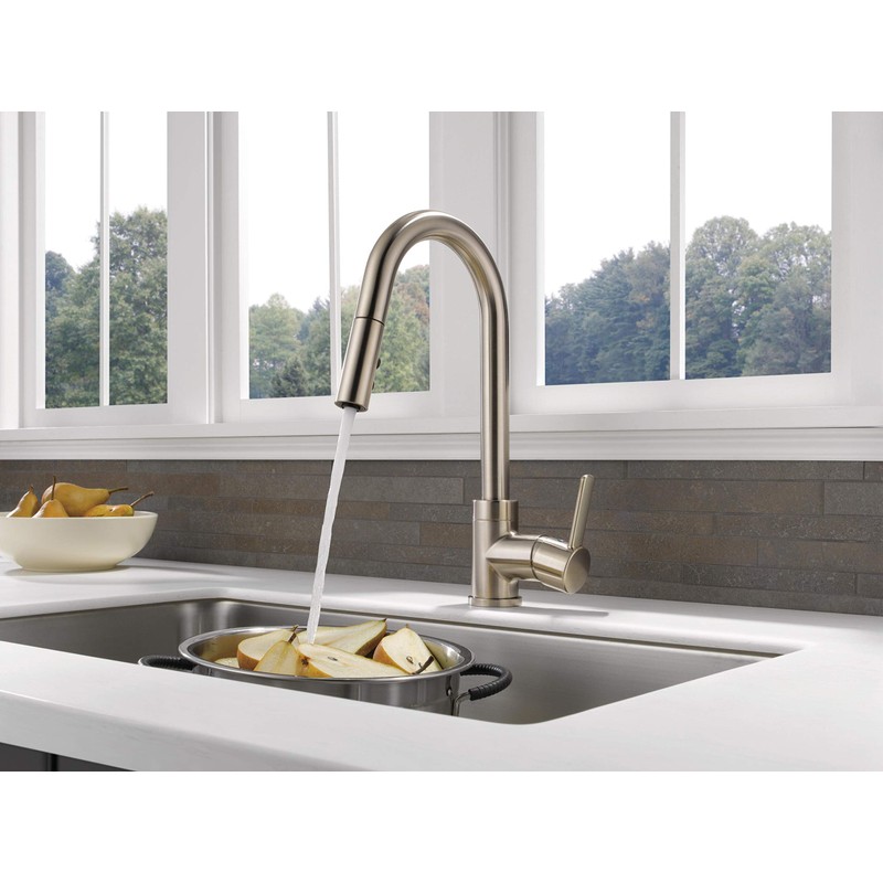 Peerless Precept Single-Handle Kitchen Sink Faucet with Pull Down Sprayer,