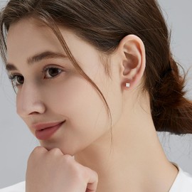 KRKCLIFE Moissanite Studs Earrings for Women, 0.6-2CT Simulated Princess Cut Moissanite Diamond, 925 Sterling Silver D Color VVS1, 14K Gold/White Gold Plated