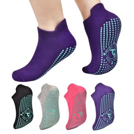 GRPSKCOS Non Slip Yoga Socks 4 Pairs Grip Pilates Socks Women Non Slip Socks for Ballet Barre Hospital Home Pilates(01 Black+Grey+Purple+Rose Red, 4-7)