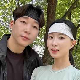 Groove Star Wings Headband Triangle Star White